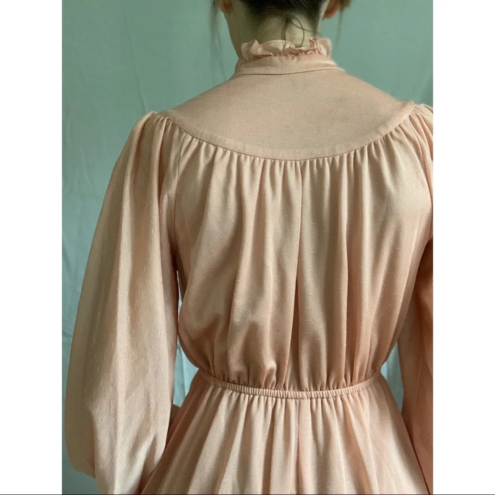 70s Vintage Peach Peasant Maxi Dress - Picture 7 of 15